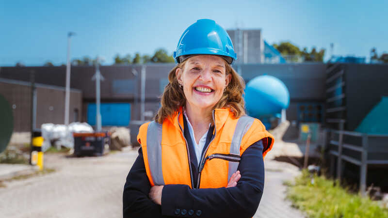 Projectleider Renate stuurt projecten aan van voorbereiding tot aanbesteding